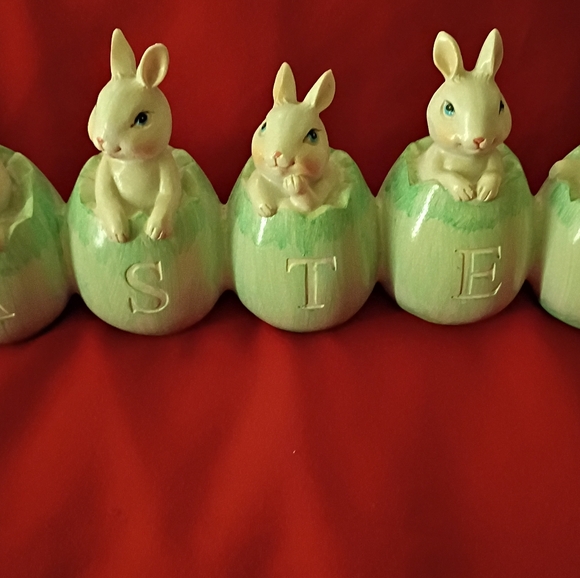 Collectibles🐇💚🐰 - Picture 10 of 10